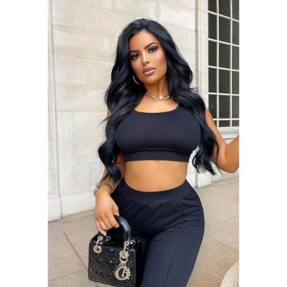 Black Sleeveless Crop Top and High Waist Leggings Pants Two Piece Set - Picture 6 of 10